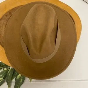 Reiss | Accessories | Reiss Wool Tan Camel Hat Made In Italy  display picture 3